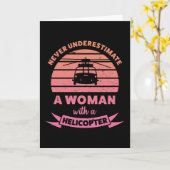 Vrouw met een helikopter grappige cadeaus moeder kaart (Gele Bloem)