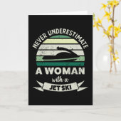 Vrouw met een Jetski Grappige Vaargedachten Moeder Kaart (Gele Bloem)