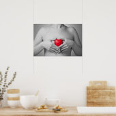 Vrouw met een rood hart poster (Keuken)