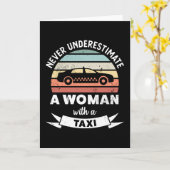 Vrouw met een taxi Grappige autocadeau voor moeder Kaart (Gele Bloem)