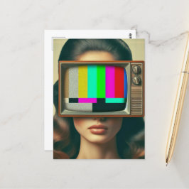 vrouw met een tv op haar gezicht briefkaart