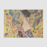 Vrouw met een ventilator van Gustav Klimt Tissuepapier<br><div class="desc">Gustav Klimt is een van de beroemdste Art Nouveau-kunstenaars van het genre. Hij was actief aan het eind van de 19e tot vroege 20e eeuw.</div>