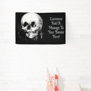 Vrouw met Halloween-schedelreflectie in spiegel Spandoek