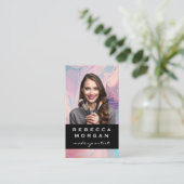 Vrouw met make-up borstels visitekaartje (Staand voorkant)