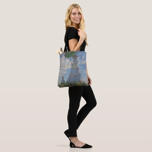 Vrouw met Parasol - Madame Monet en haar zoon Tote Bag (Op model)
