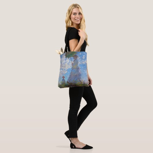 Vrouw met Parasol, Monet Tote Bag (Op model)