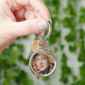 Vrouw met pet sleutelhanger (Hand)