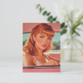 Vrouw met rood haar in roze auto briefkaart (Staand voorkant)