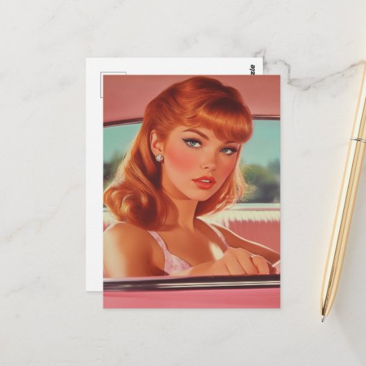 Vrouw met rood haar in roze auto briefkaart (Voorkant / Achterkant in situ)