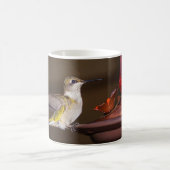 Vrouw met ruby-troebele Hummingbird Koffee Mok (Center)