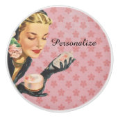Vrouw met Vanities Personaliseer Dresser Keramische Knop (Voorkant)
