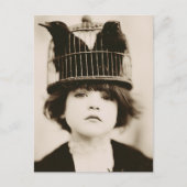 Vrouw Met Vogelkooi Hoed Briefkaart (Voorkant)