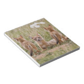 Vrouw met wift fox (Vulpes velox) met jonge Notitieblok (Schuin)