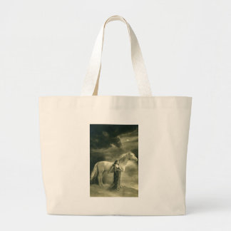 Vrouw met wit paard. grote tote bag