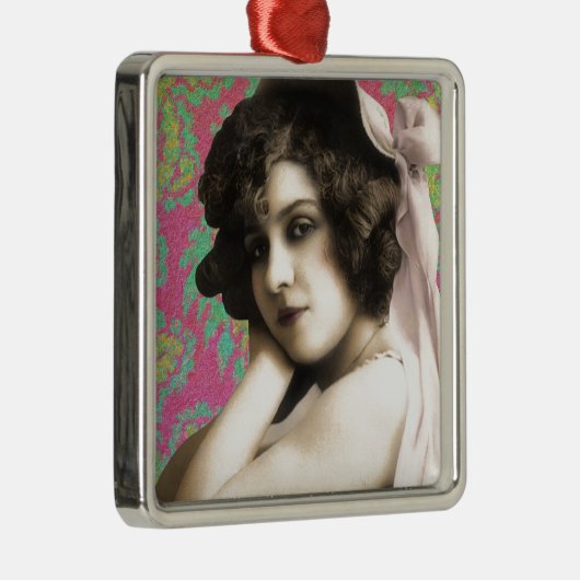  vrouw metalen ornament (Rechts)