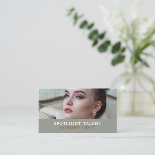 Vrouw Model, Modellenbureau, modelagent Visitekaartje (Staand voorkant)