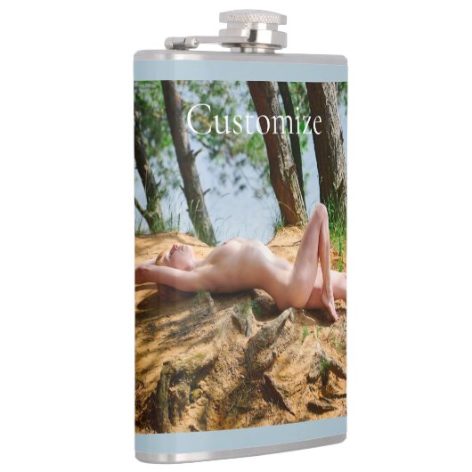 Vrouw Model Zonnebaden Thunder_Cove Heupfles (Rechts)