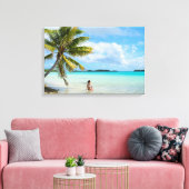 Vrouw onder een palmboom in het Pacifische canvas Afdruk (Insitu (Woonkamer))