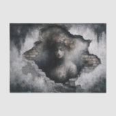 Vrouw onthuld in afbladderende decoupage muur tissuepapier (Voorkant)