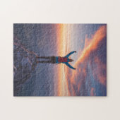 Vrouw op bergtop Triumphant Inspirational Legpuzzel (Horizontaal)