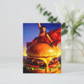 Vrouw op een Cheeseburger Briefkaart (Staand voorkant)