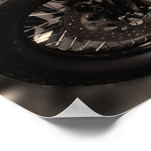 Vrouw op een motorrijwiel Poster (Hoek)