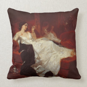 Vrouw op een rode sofa kussen
