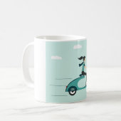 Vrouw op een scooter koffiemok (Voorkant links)
