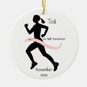 Vrouw Ornament met halve marathon in roze (Voorkant)