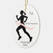 Vrouw Ornament met halve marathon in roze (Links)