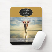 Vrouw over de promotionele Muismat van het strand  (Met muis)