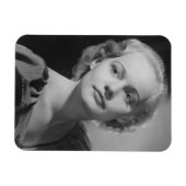 Vrouw Posing 2 Magneet (Horizontaal)