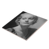 Vrouw Posing 2 Tegeltje (Zijkant)