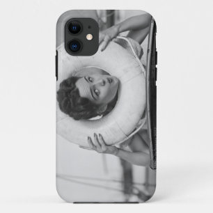 Vrouw Posing 3 iPhone 11 Hoesje