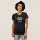 Vrouw Power Feminist Lesbian Rainbow Fist T-shirt (Voorkant volledig)