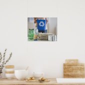 Vrouw: recycling van plastic flessen, blikken en b poster (Keuken)