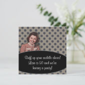 Vrouw Retro 50e verjaardagsfeest uitnodiging (Staand voorkant)