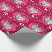 Vrouw robijn jubileum voeg uw foto en jaarwrap toe cadeaupapier (Hoek)