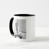 Vrouw Sailor Mok (Voorkant links)