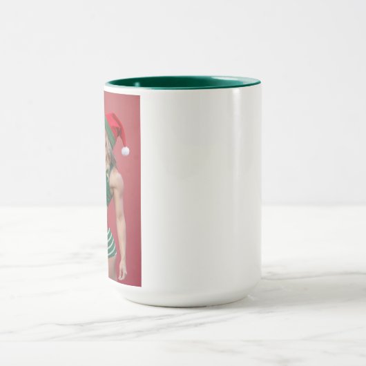 Vrouw Santa's Giant Candy Cane Mok (Midden)