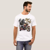 Vrouw Sasquatch Yeti bigfoot op Motorcycle T-shirt (Voorkant volledig)