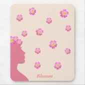 Vrouw silhouet, roze bloemen en tekst op beige muismat (Voorkant)