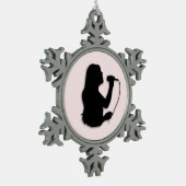 Vrouw Singer Pink Tin Sneeuwvlok Ornament (Links)