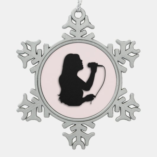 Vrouw Singer Pink Tin Sneeuwvlok Ornament (Voorkant)