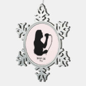 Vrouw Singer Roze Persoonlijke naam en datum Tin Sneeuwvlok Ornament (Rechts)