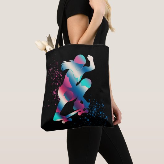 Vrouw Skateboarder Tote Bag (Dichtbij)