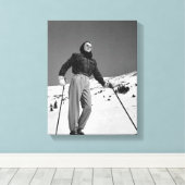 Vrouw Skier Canvas Afdruk (Insitu (Houten vloer))