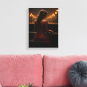 Vrouw speelt piano in Rainy Night Street Scene Canvas Afdruk (Insitu (Woonkamer))