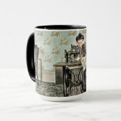 Vrouw van 1890 bij naaimachine Foto geblindeerd Mok (Voorkant links)