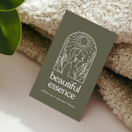 Vrouw verlaat Moon Arch Wellness Day Spa SAGE Visitekaartje